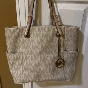 Original 2011 MICHAEL KORS BAG JET SET SIGNATURE TOTE VANILLA IVORY SHOULDER BAG